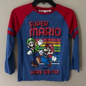 Super Mario long sleeve Graphic Tshirt, Medium 7/8